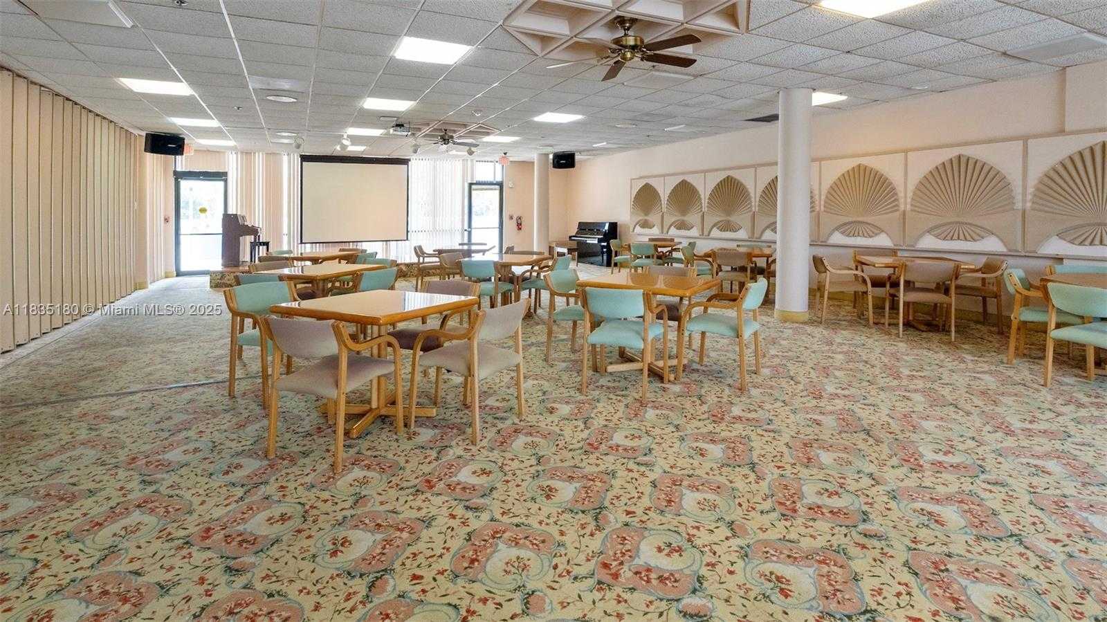Small Image of 3701 NORTH COUNTRY CLUB DR #606, Aventura Number 30