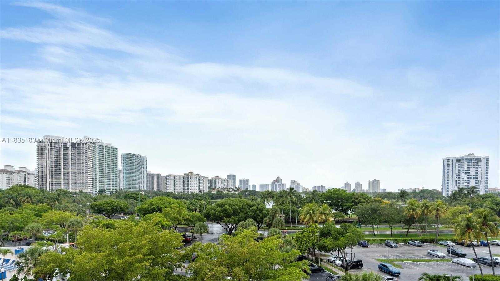Small Image of 3701 NORTH COUNTRY CLUB DR #606, Aventura Number 34