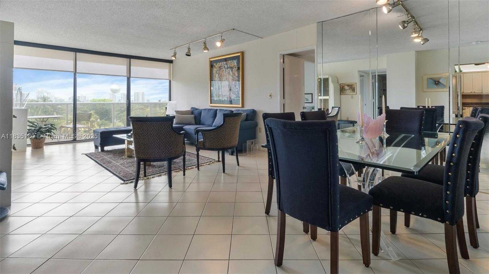 Small Image of 3701 NORTH COUNTRY CLUB DR #606, Aventura Number 5