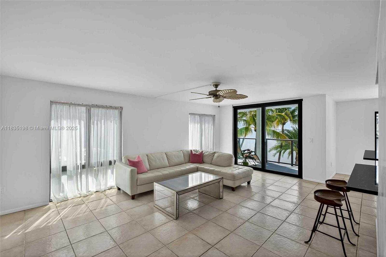 Small Image of 1600 SOUTH BAYSHORE LN #3A, Coconut Grove Number 2