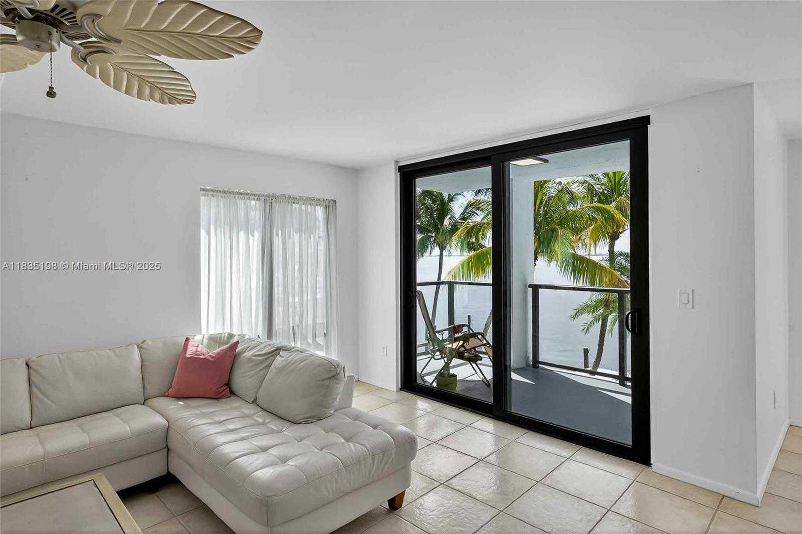 Small Image of 1600 SOUTH BAYSHORE LN #3A, Coconut Grove Number 22