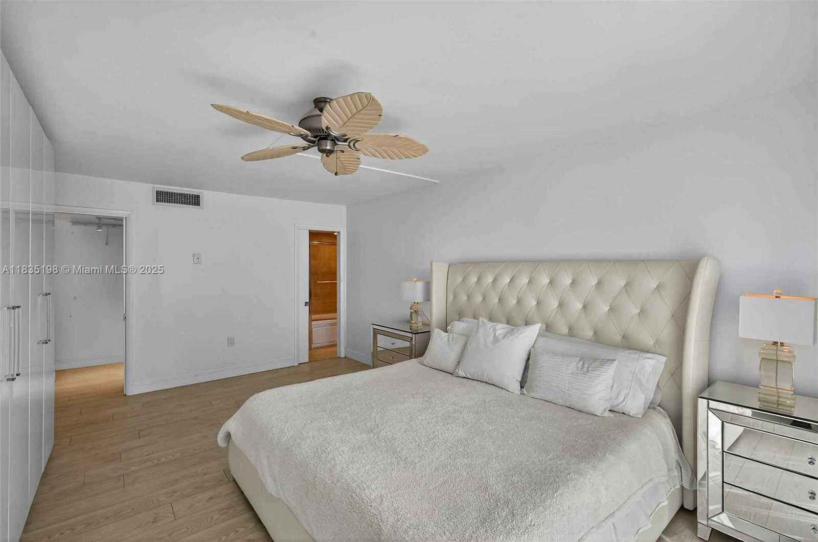 Small Image of 1600 SOUTH BAYSHORE LN #3A, Coconut Grove Number 25