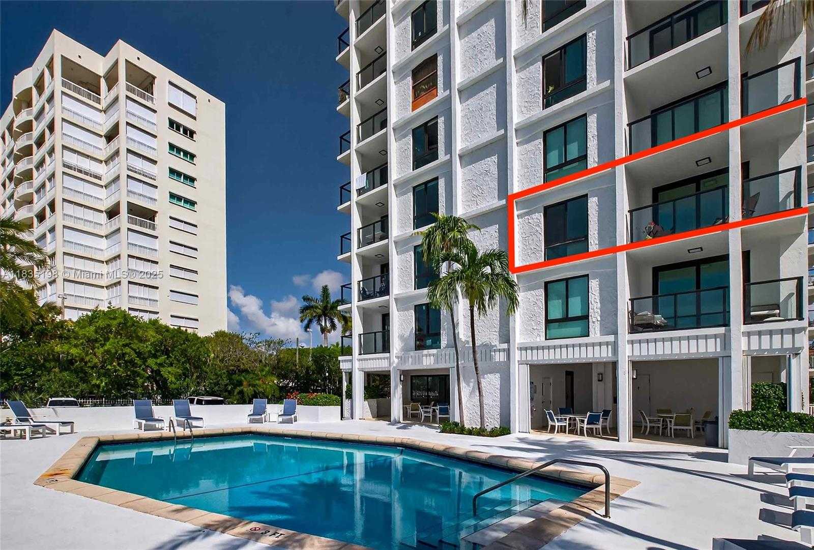 Small Image of 1600 SOUTH BAYSHORE LN #3A, Coconut Grove Number 35
