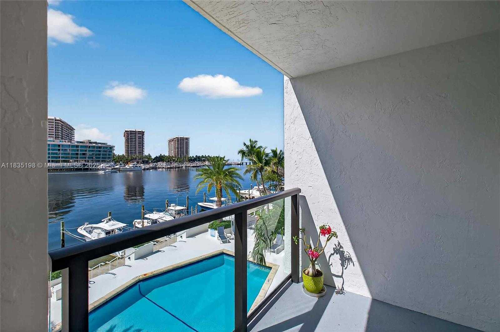 Small Image of 1600 SOUTH BAYSHORE LN #3A, Coconut Grove Number 41
