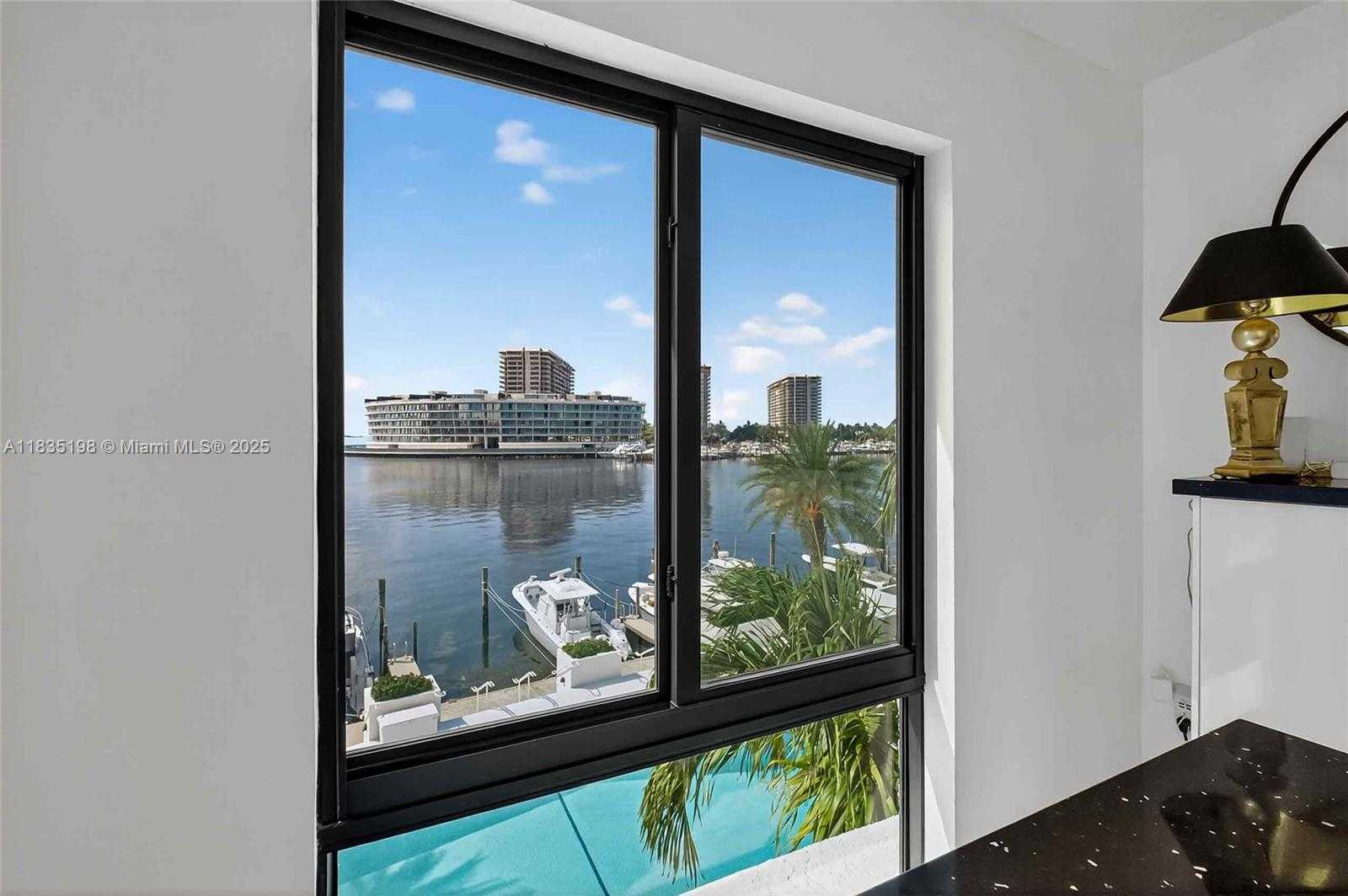 Small Image of 1600 SOUTH BAYSHORE LN #3A, Coconut Grove Number 8