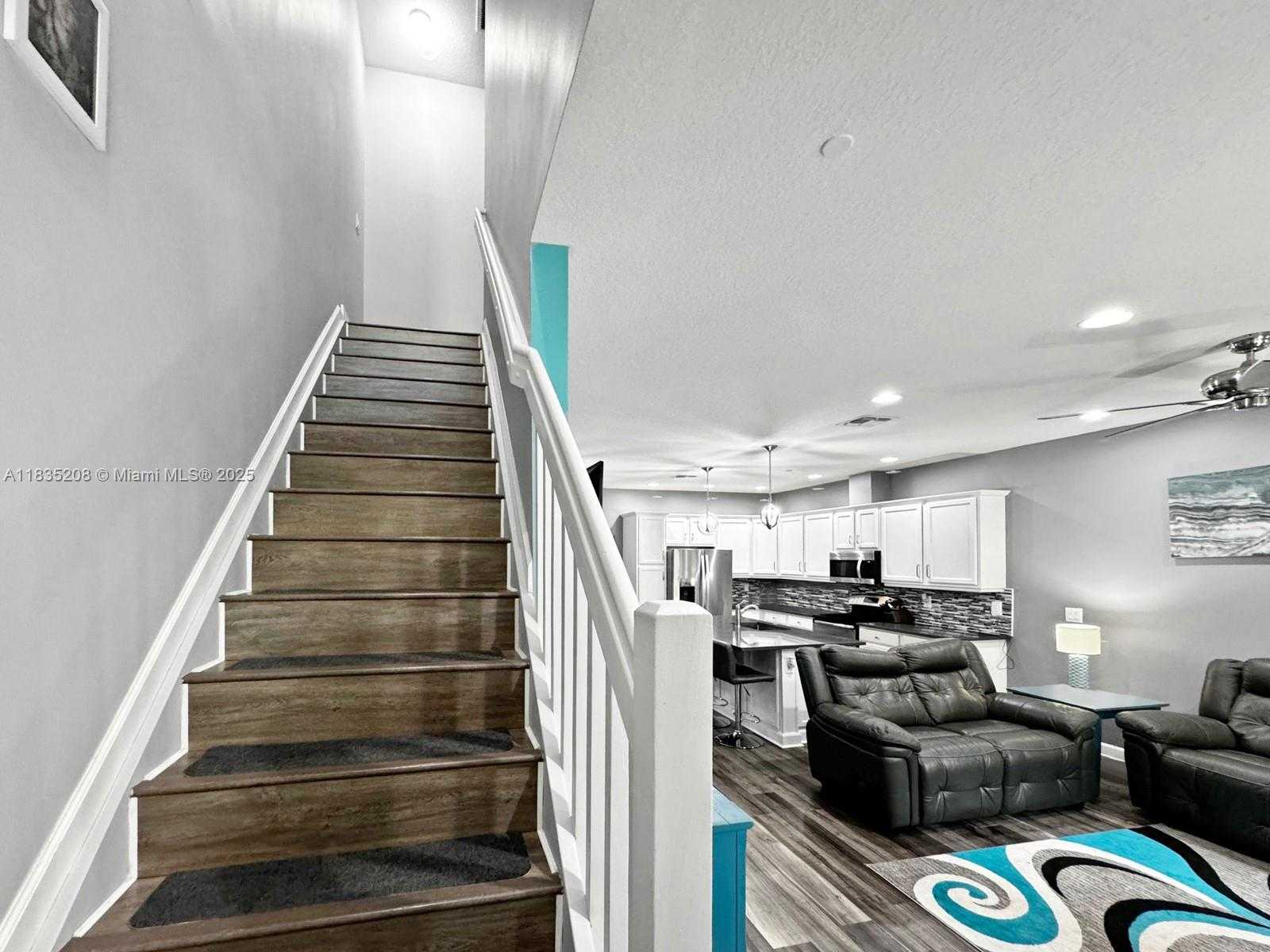 Small Image of 4126 CASCADA CIR, Cooper City Number 17