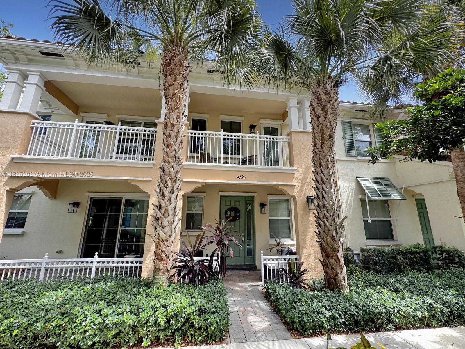 Small Image of 4126 CASCADA CIR, Cooper City Number 2