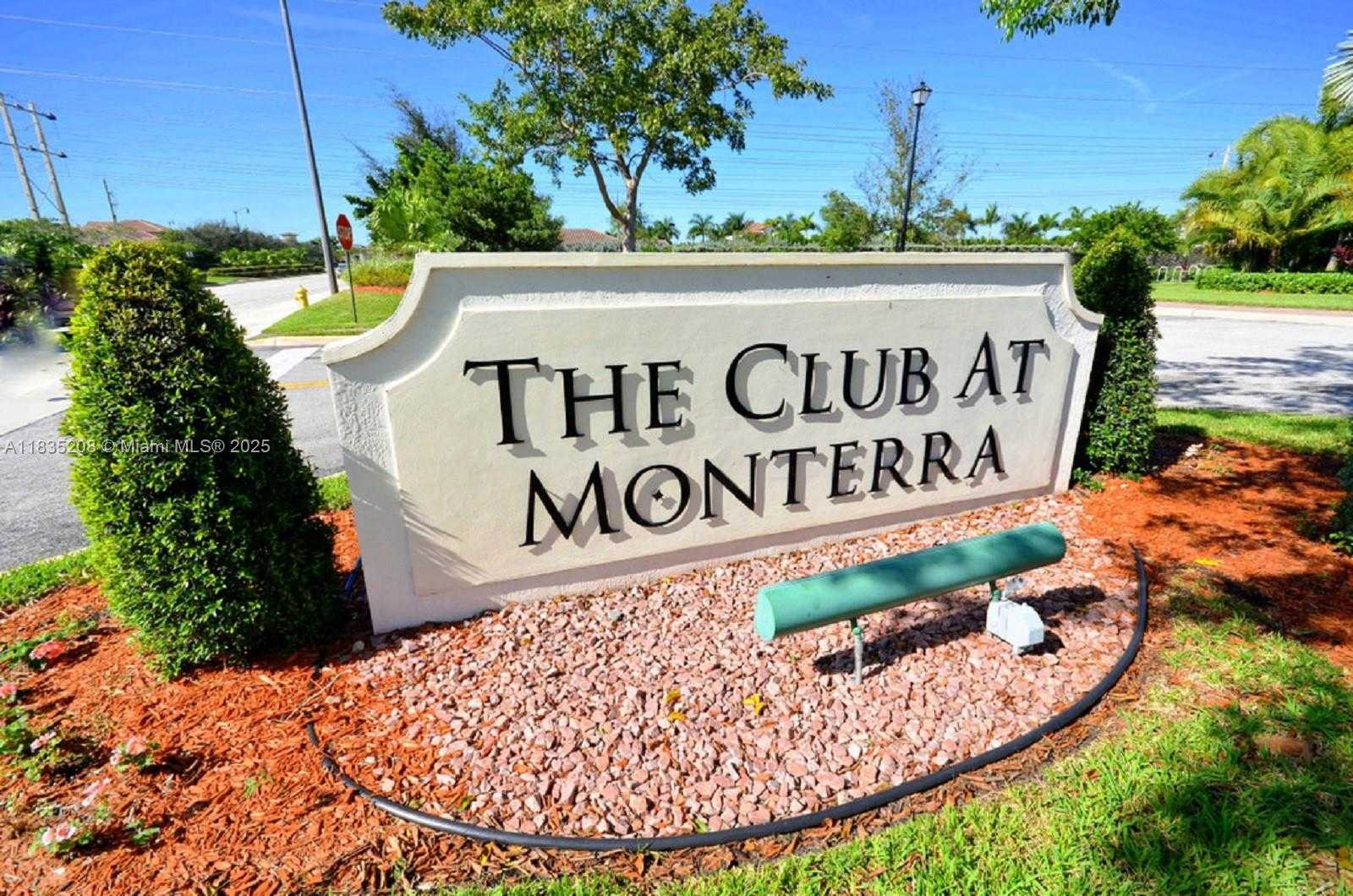 Small Image of 4126 CASCADA CIR, Cooper City Number 39