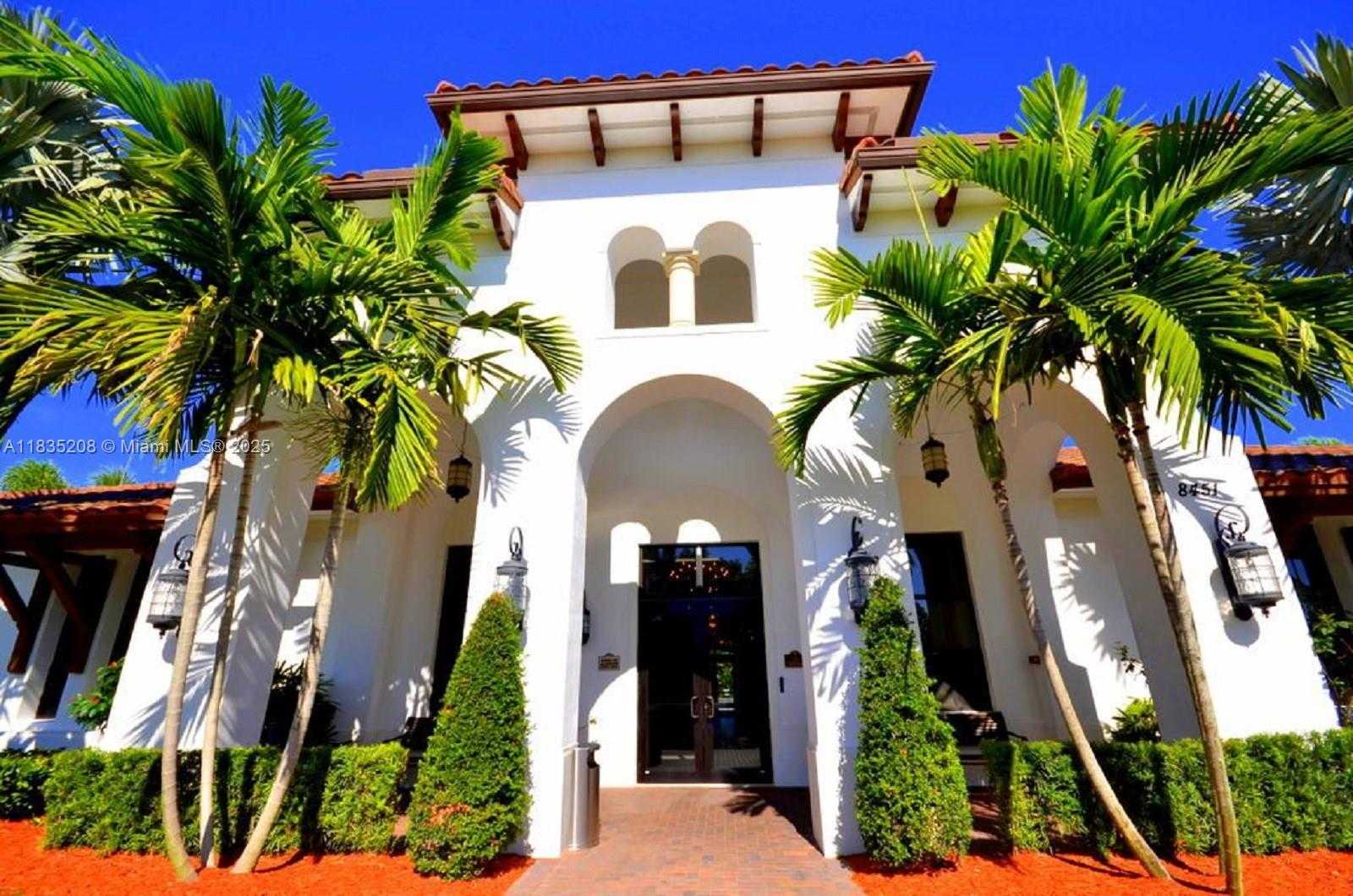 Small Image of 4126 CASCADA CIR, Cooper City Number 40