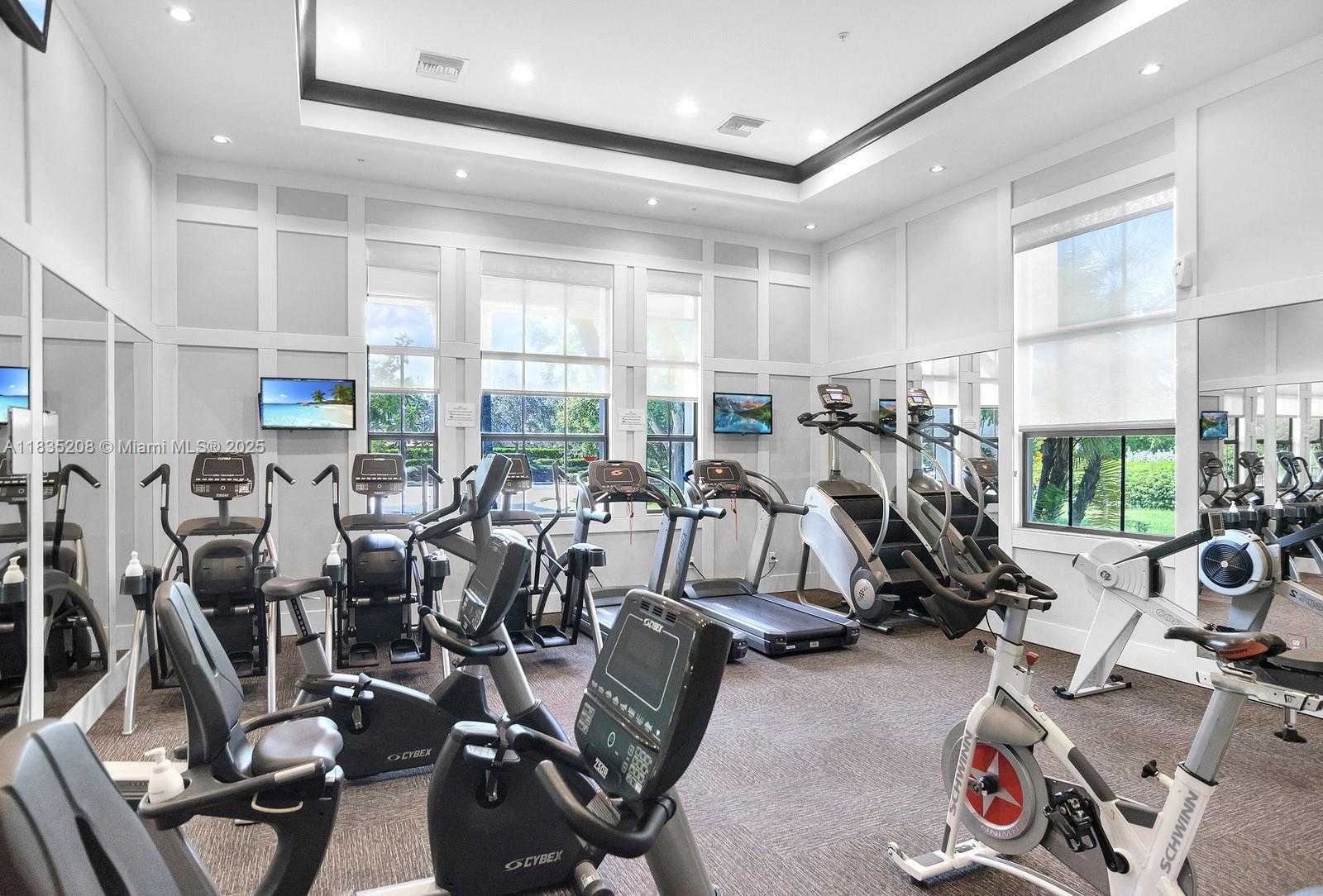 Small Image of 4126 CASCADA CIR, Cooper City Number 46