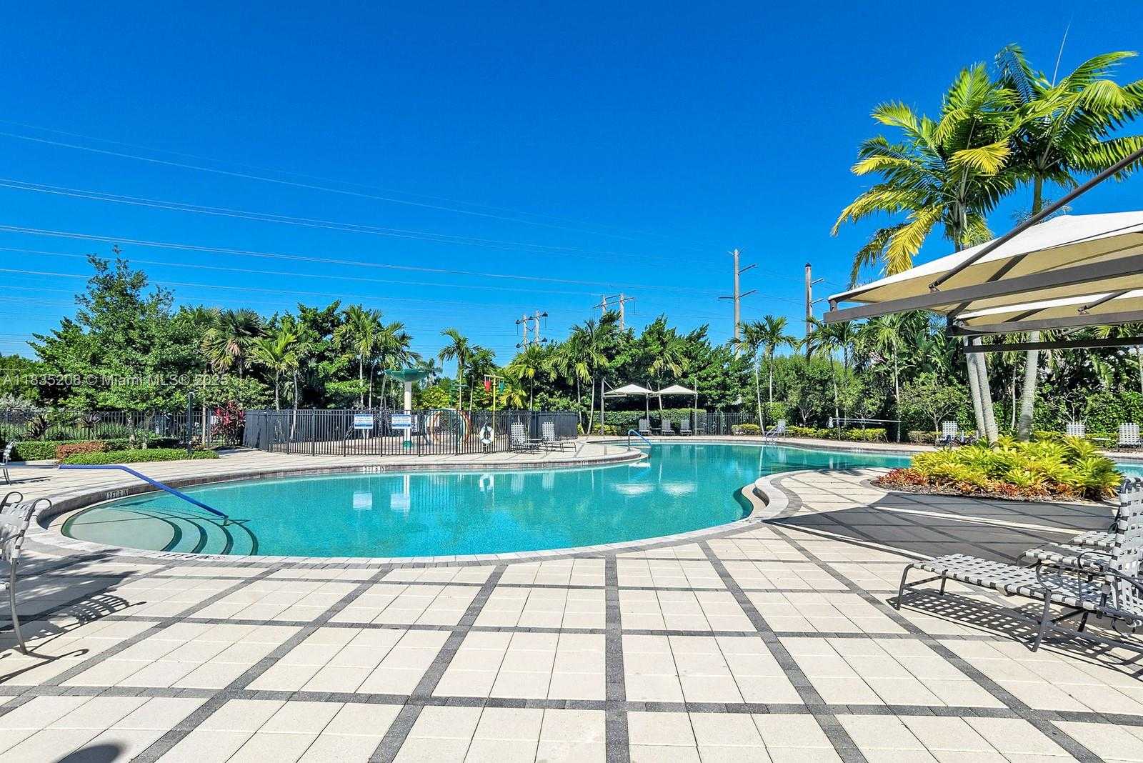 Small Image of 4126 CASCADA CIR, Cooper City Number 48