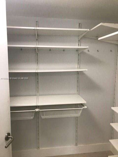 Small Image of 6620 INDIAN CREEK DR #607, Miami Number 17