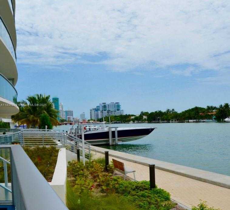 Small Image of 6620 INDIAN CREEK DR #607, Miami Number 24