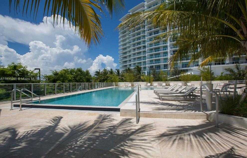 Small Image of 6620 INDIAN CREEK DR #607, Miami Number 31
