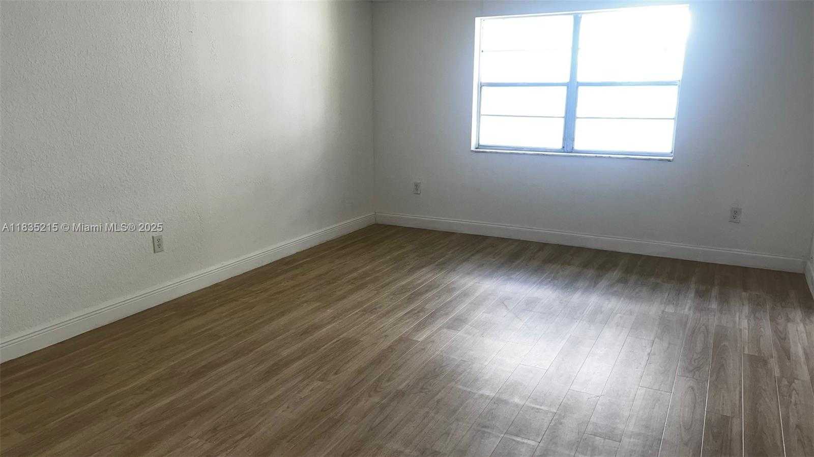 Small Image of 17255 SOUTH WEST 95TH AVE #202, Palmetto Bay Number 8