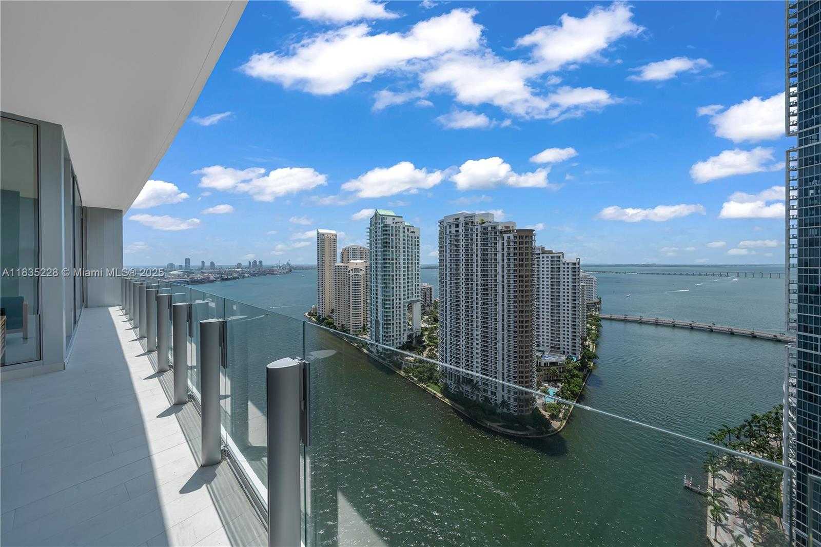 Small Image of 300 BISCAYNE BOULEVARD WAY #2804 #2804, Miami Number 14