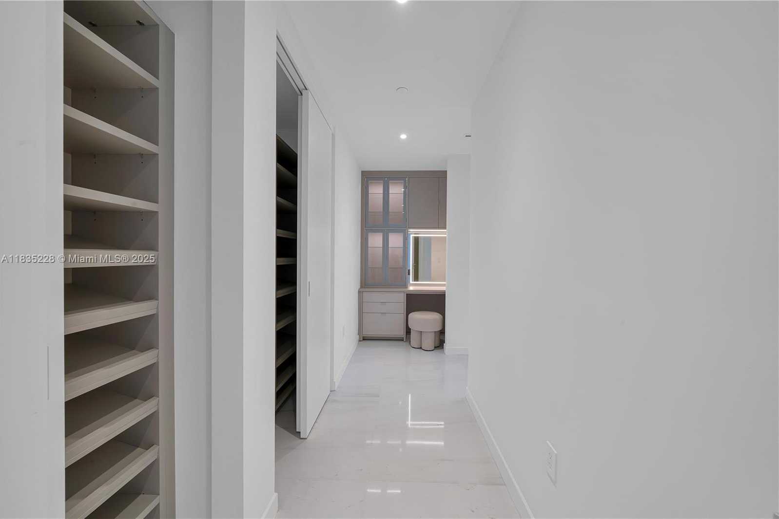 Small Image of 300 BISCAYNE BOULEVARD WAY #2804 #2804, Miami Number 23