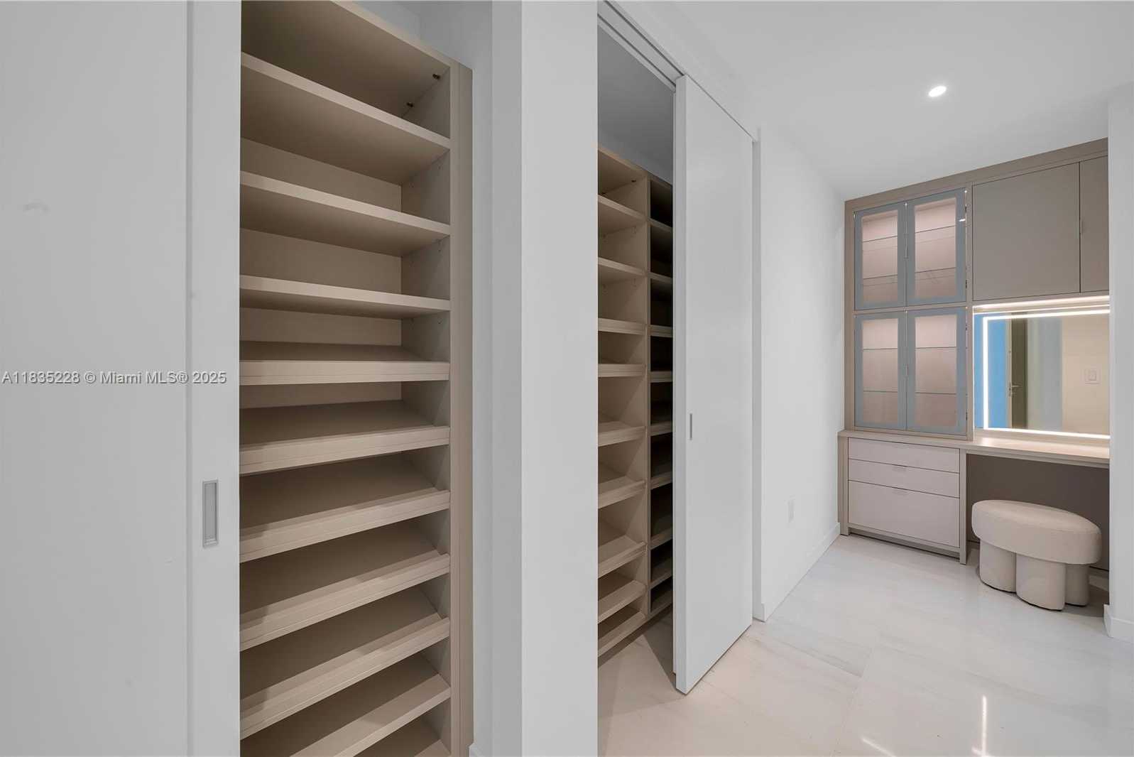 Small Image of 300 BISCAYNE BOULEVARD WAY #2804 #2804, Miami Number 24