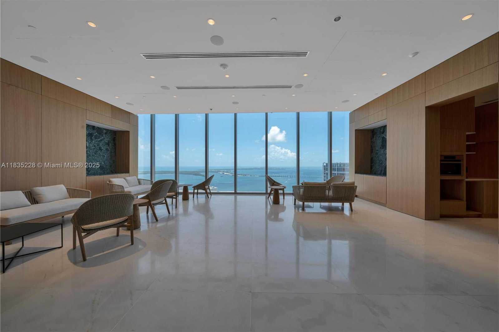 Small Image of 300 BISCAYNE BOULEVARD WAY #2804 #2804, Miami Number 52