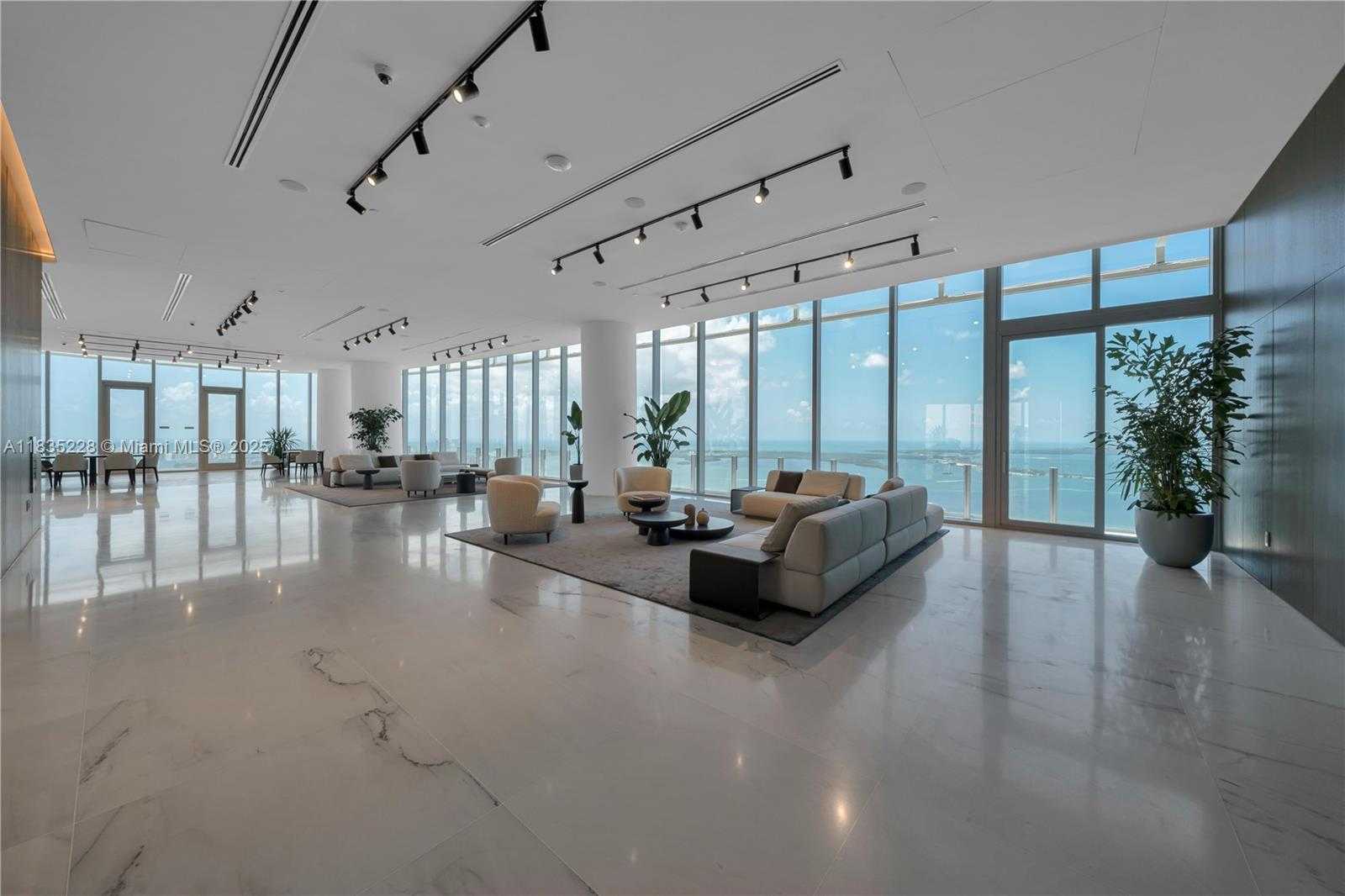 Small Image of 300 BISCAYNE BOULEVARD WAY #2804 #2804, Miami Number 53