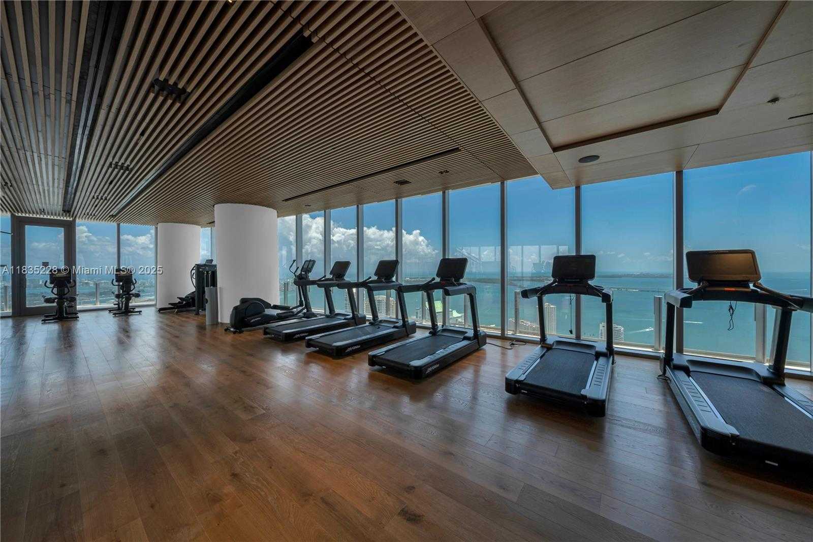 Small Image of 300 BISCAYNE BOULEVARD WAY #2804 #2804, Miami Number 55
