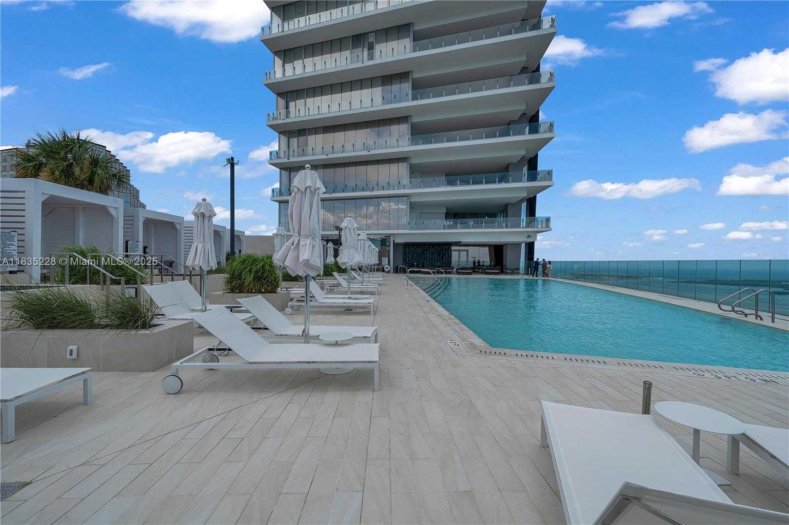Small Image of 300 BISCAYNE BOULEVARD WAY #2804 #2804, Miami Number 61