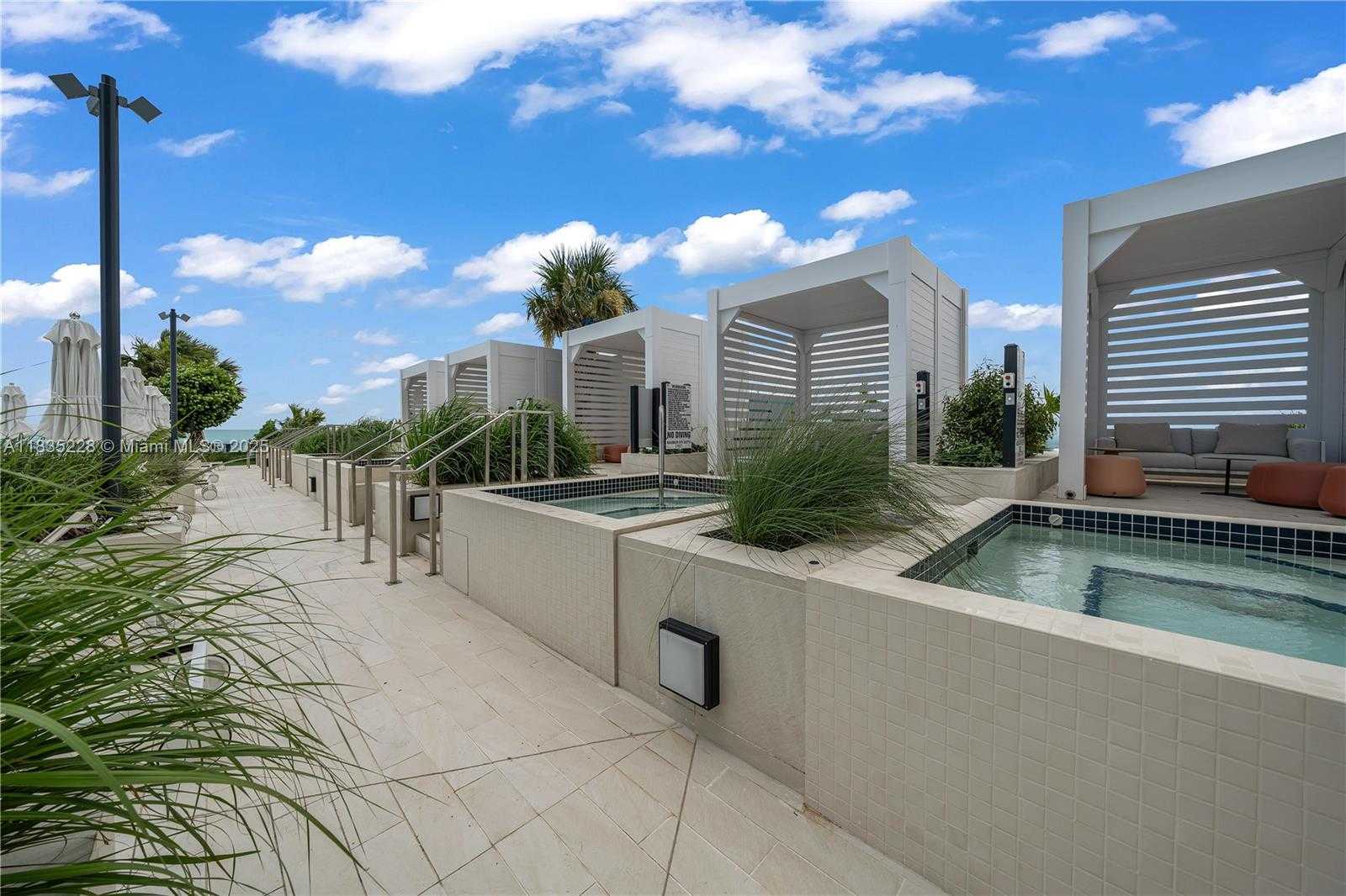 Small Image of 300 BISCAYNE BOULEVARD WAY #2804 #2804, Miami Number 65