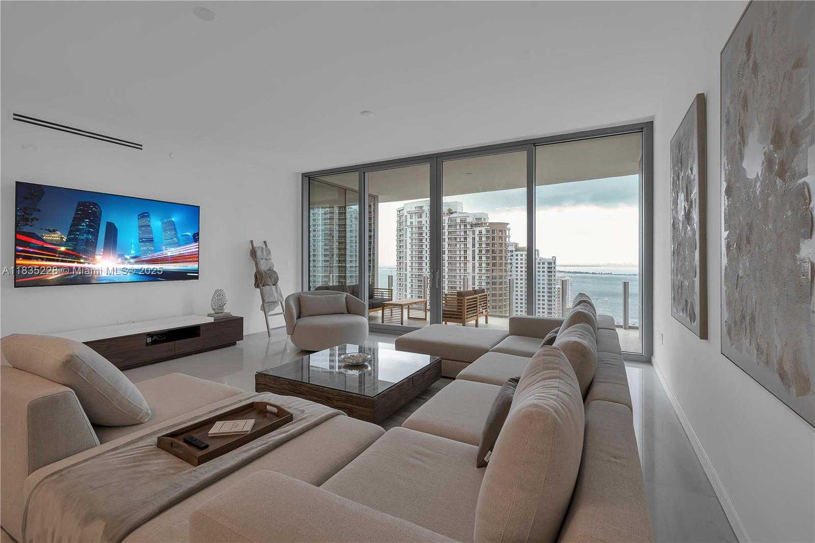 Small Image of 300 BISCAYNE BOULEVARD WAY #2804 #2804, Miami Number 7