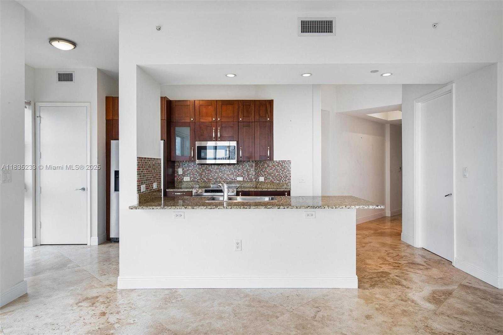 Small Image of 20000 EAST COUNTRY CLUB DR #TS02, Aventura Number 10