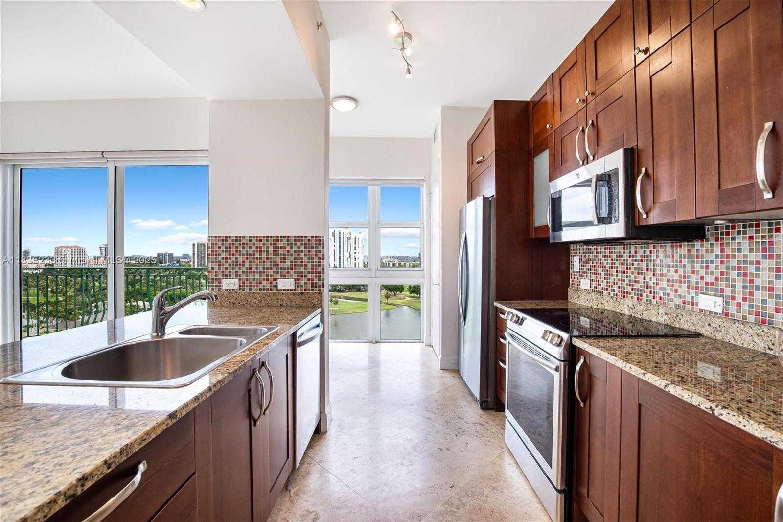 Small Image of 20000 EAST COUNTRY CLUB DR #TS02, Aventura Number 14