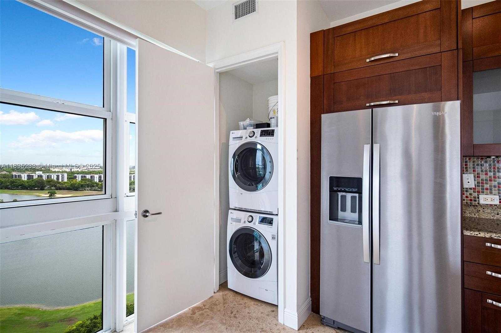 Small Image of 20000 EAST COUNTRY CLUB DR #TS02, Aventura Number 15