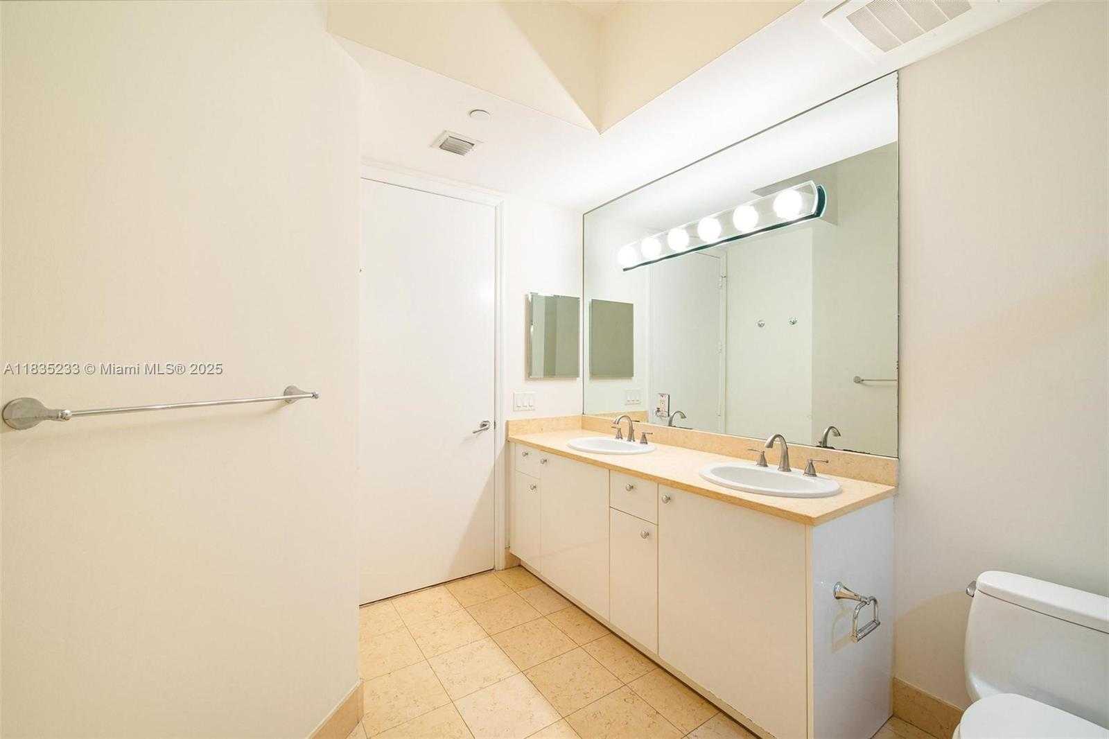 Small Image of 20000 EAST COUNTRY CLUB DR #TS02, Aventura Number 25