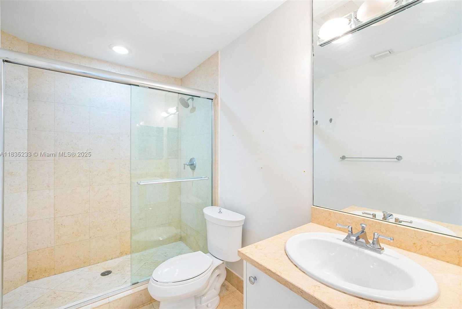 Small Image of 20000 EAST COUNTRY CLUB DR #TS02, Aventura Number 34