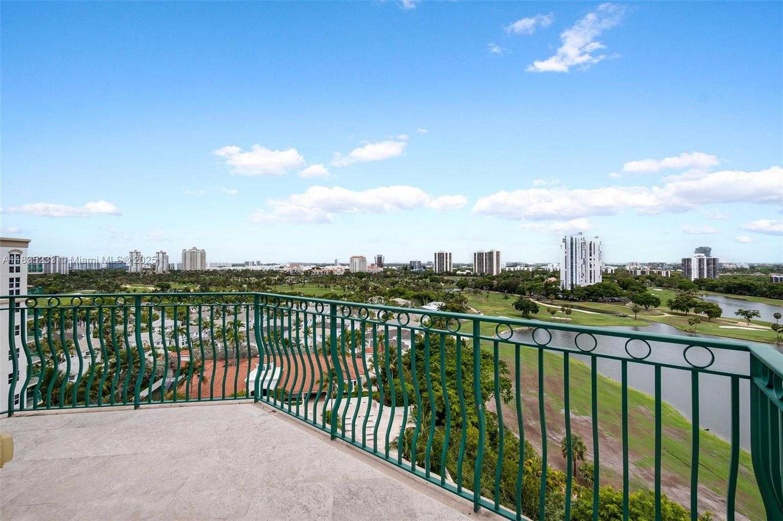 Small Image of 20000 EAST COUNTRY CLUB DR #TS02, Aventura Number 40