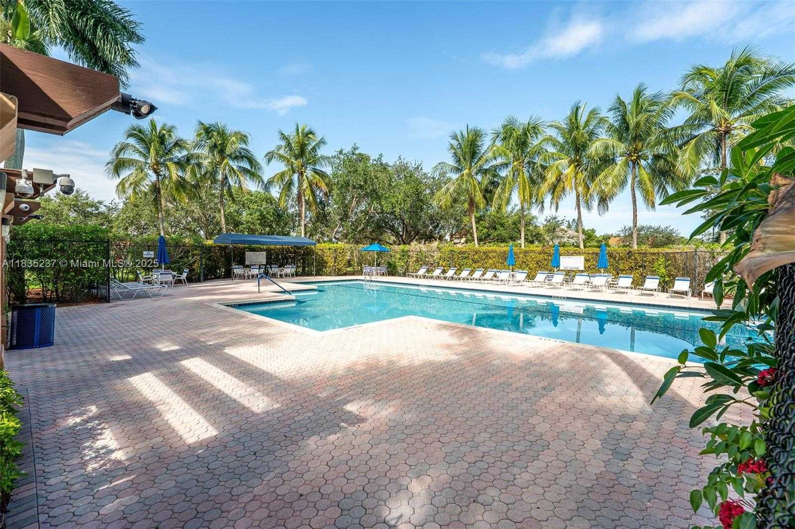 Small Image of 1528 VERACRUZ LN #4-3, Weston Number 26
