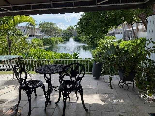 Small Image of 5440 SOUTH WEST 70TH PL N, Miami Number 5