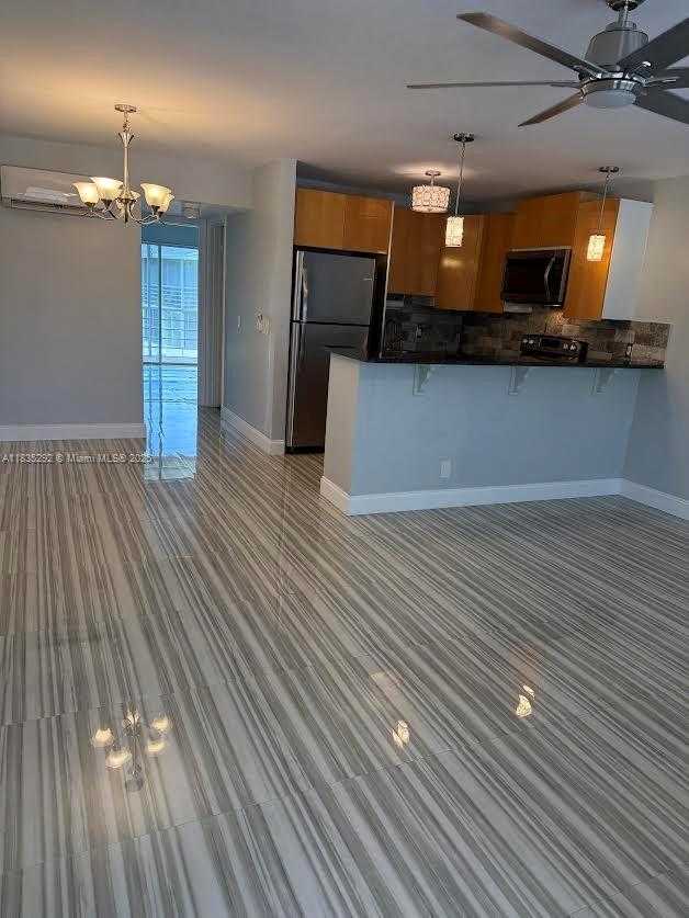 Small Image of West Palm Beach Number 2
