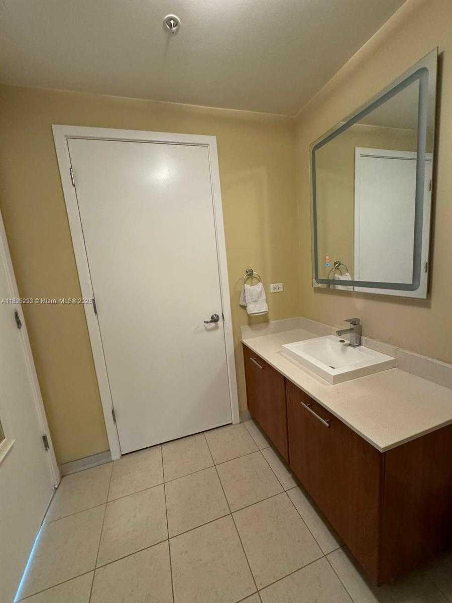 Small Image of 3301 NORTH EAST 1ST AVE #H2903, Miami Number 13