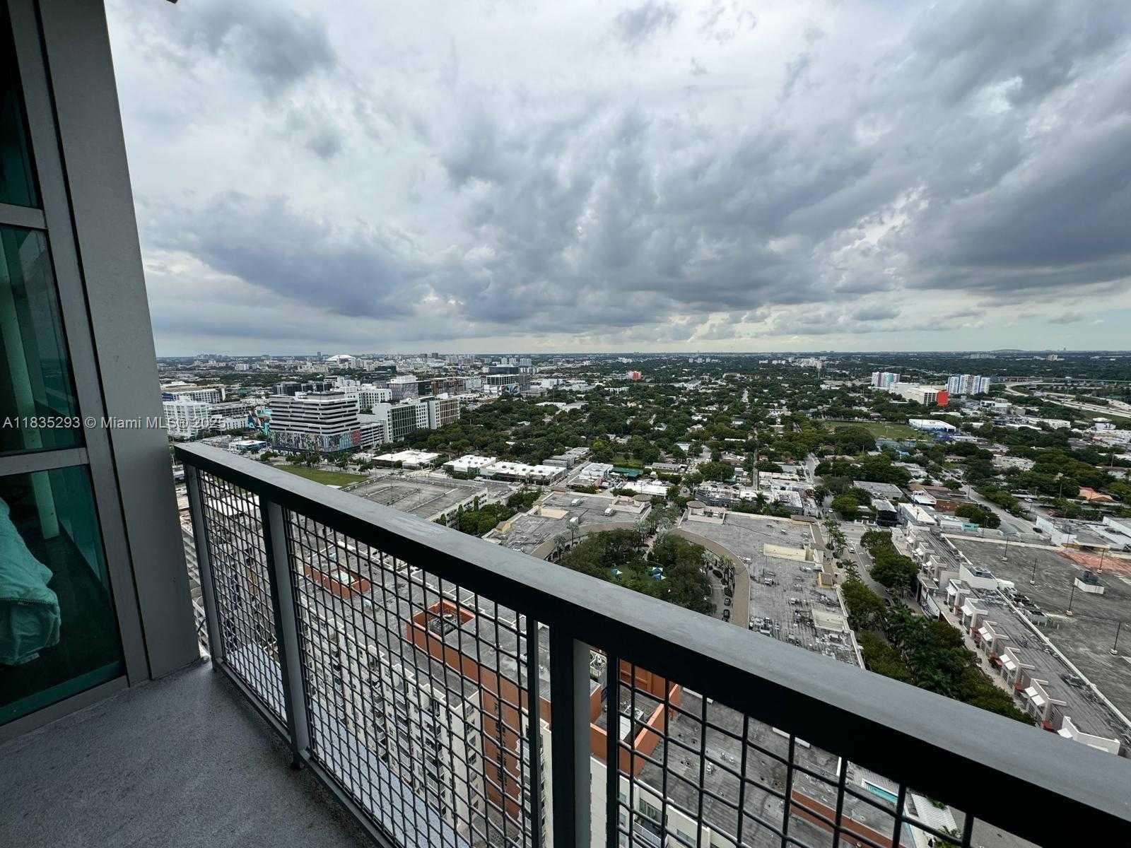 Small Image of 3301 NORTH EAST 1ST AVE #H2903, Miami Number 20