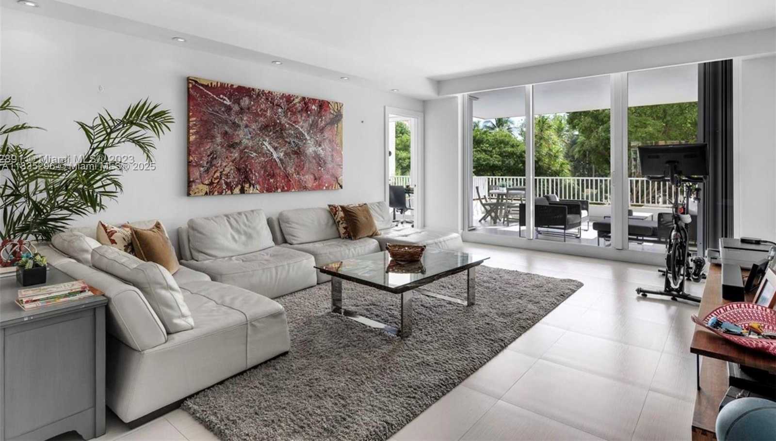 Small Image of 785 CRANDON BLVD #302, Key Biscayne Number 13