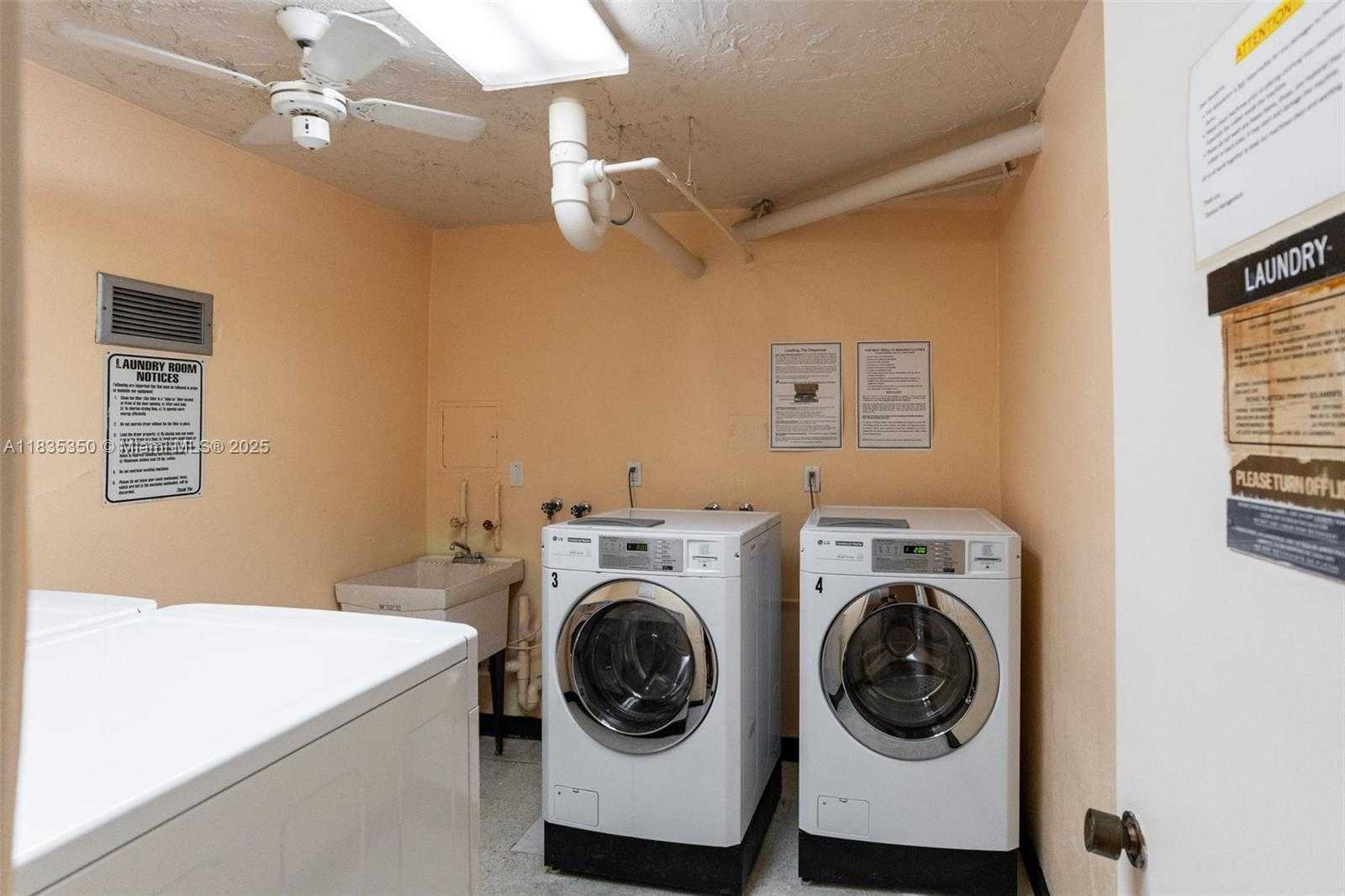 Small Image of 2500 PARKVIEW DR #1502, Hallandale Beach Number 30