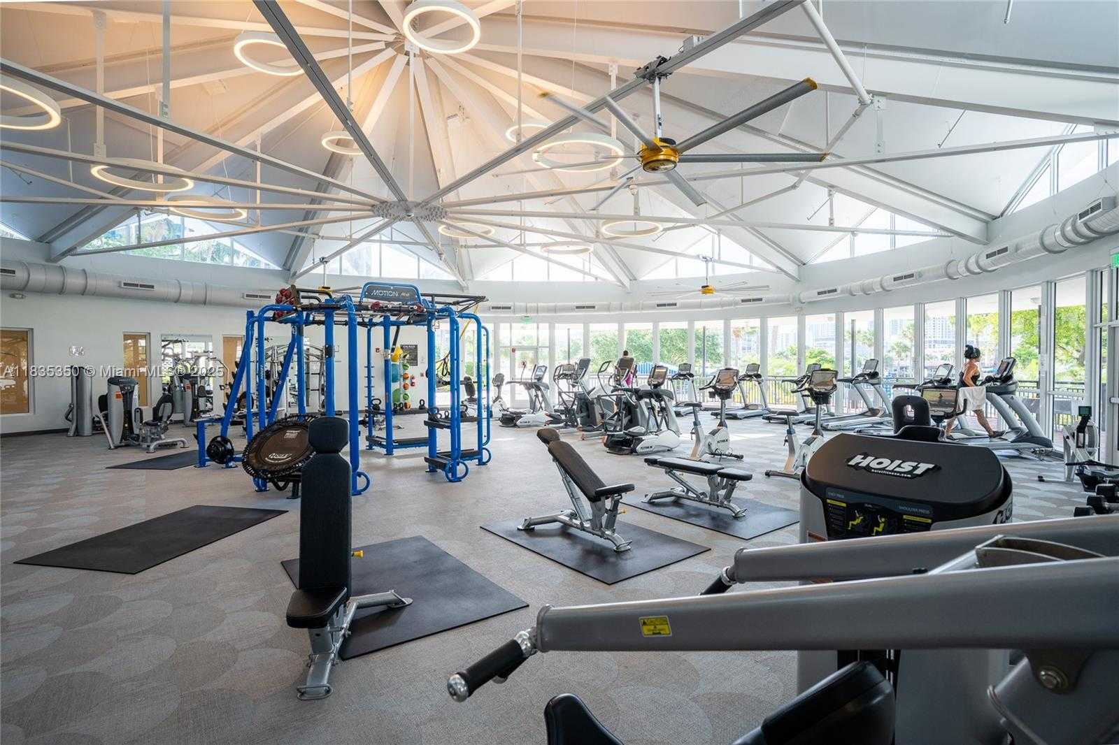 Small Image of 2500 PARKVIEW DR #1502, Hallandale Beach Number 40