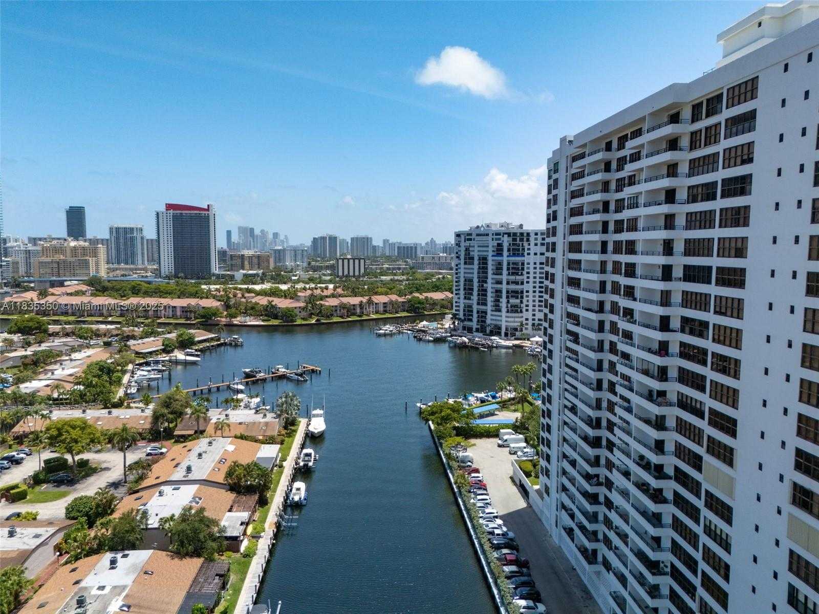 Small Image of 2500 PARKVIEW DR #1502, Hallandale Beach Number 55