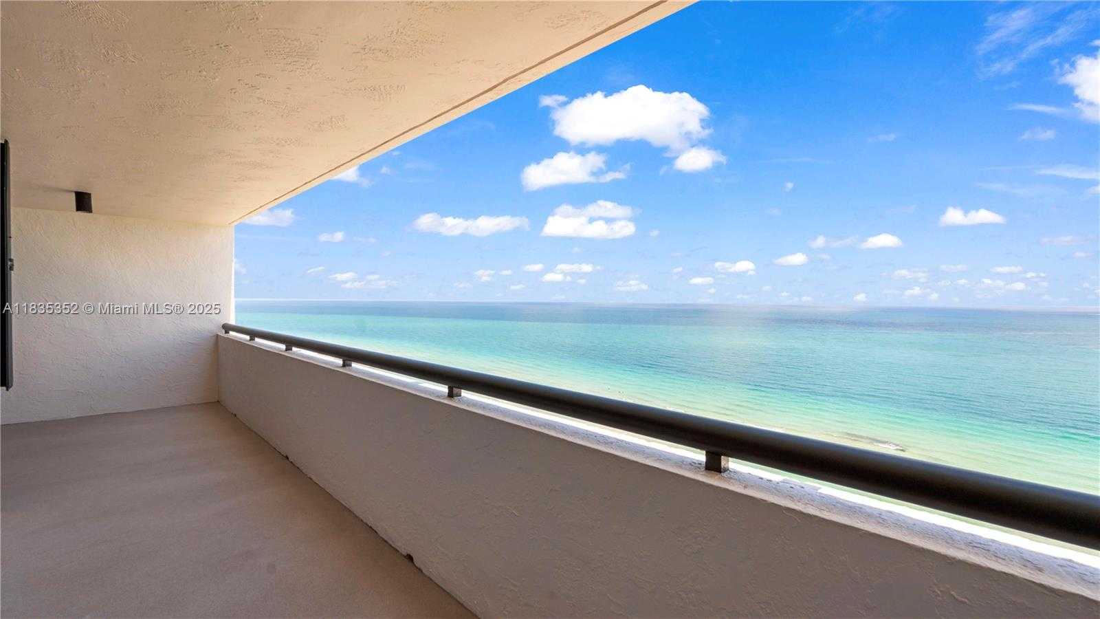 Small Image of 2555 COLLINS AVE #PH101, Miami Beach Number 19