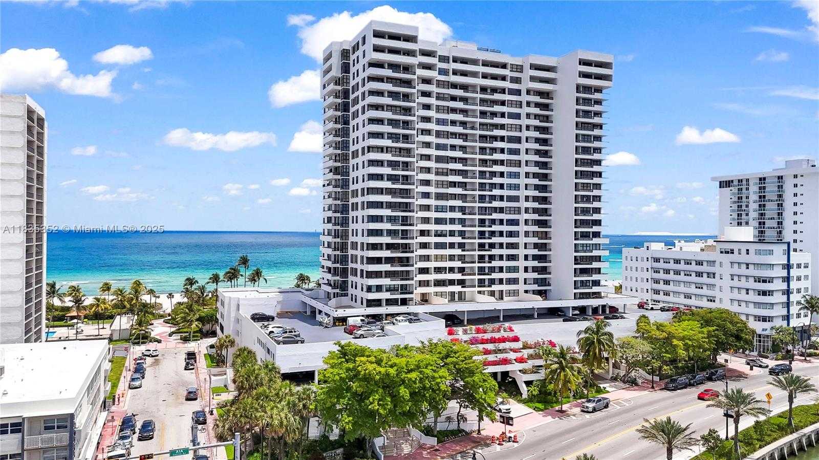 Small Image of 2555 COLLINS AVE #PH101, Miami Beach Number 56