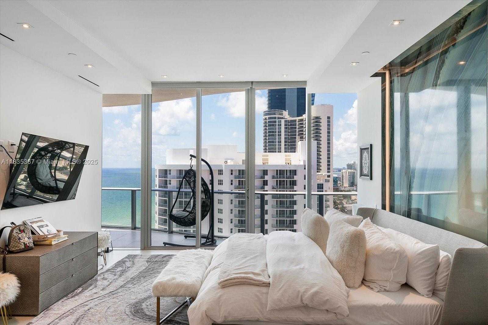 Small Image of 17475 COLLINS AVE #2002, Sunny Isles Beach Number 32