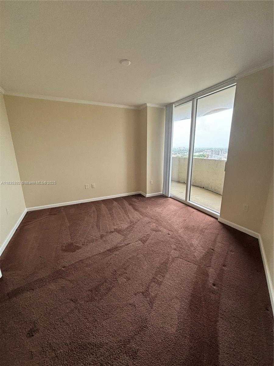 Small Image of 19501 WEST COUNTRY CLUB DR #1611, Aventura Number 13