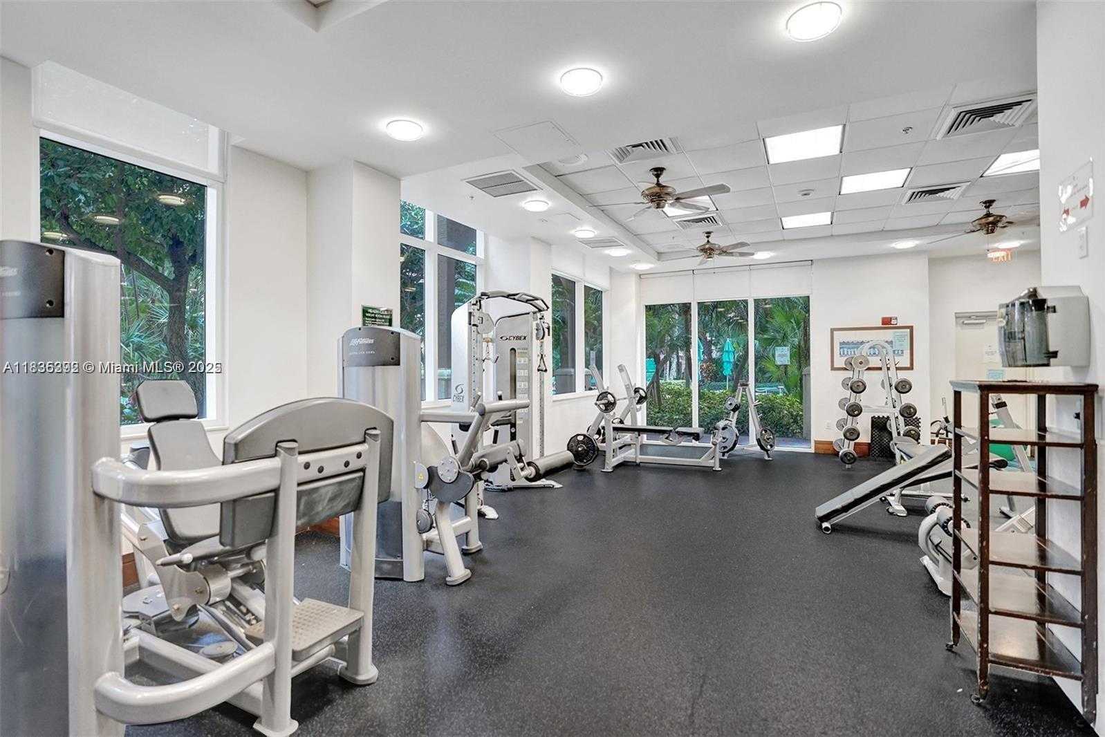 Small Image of 19501 WEST COUNTRY CLUB DR #1611, Aventura Number 29