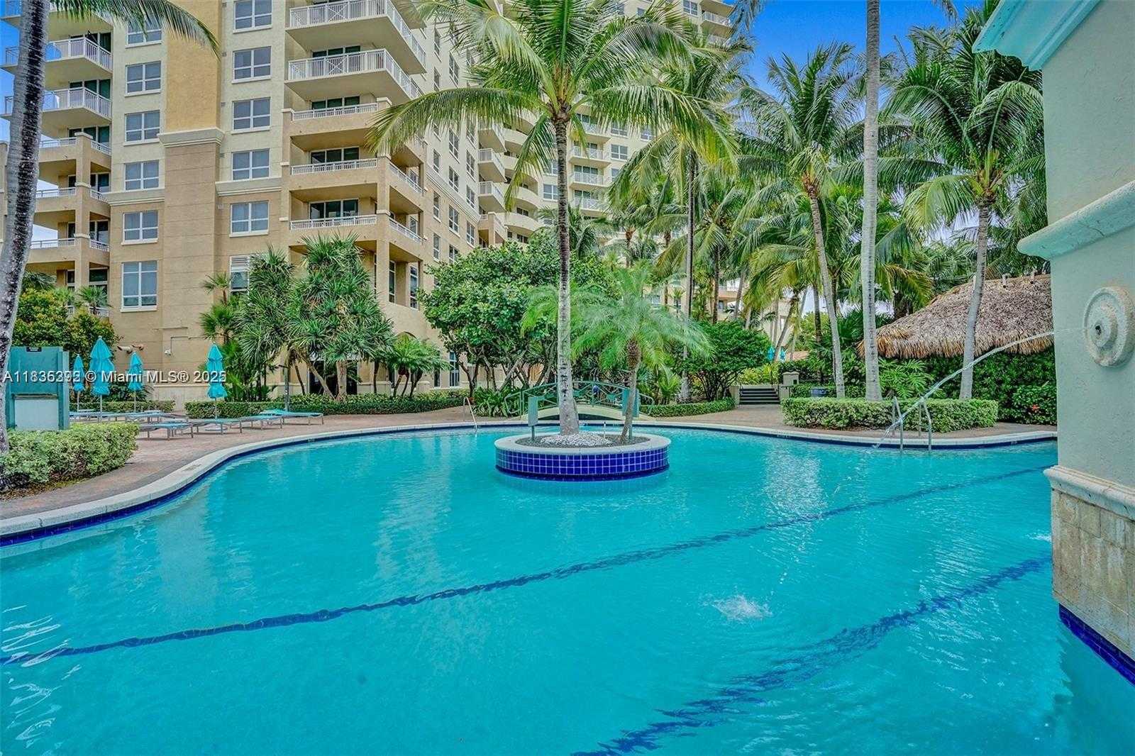 Small Image of 19501 WEST COUNTRY CLUB DR #1611, Aventura Number 40