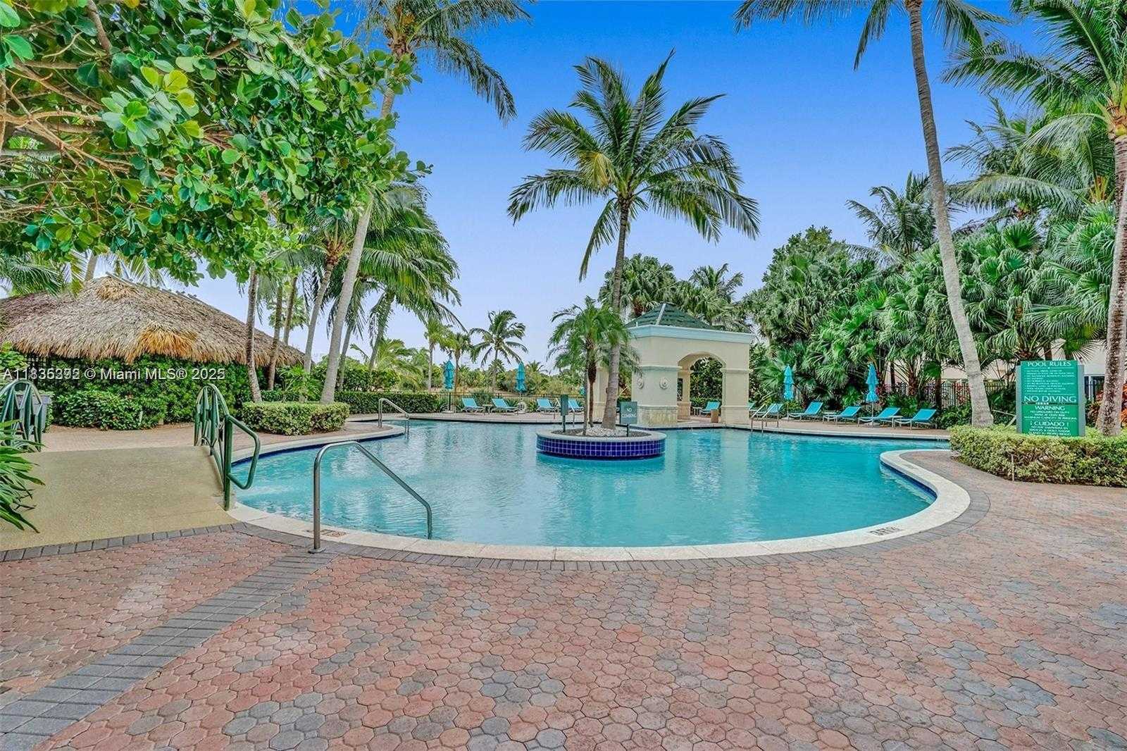 Small Image of 19501 WEST COUNTRY CLUB DR #1611, Aventura Number 41